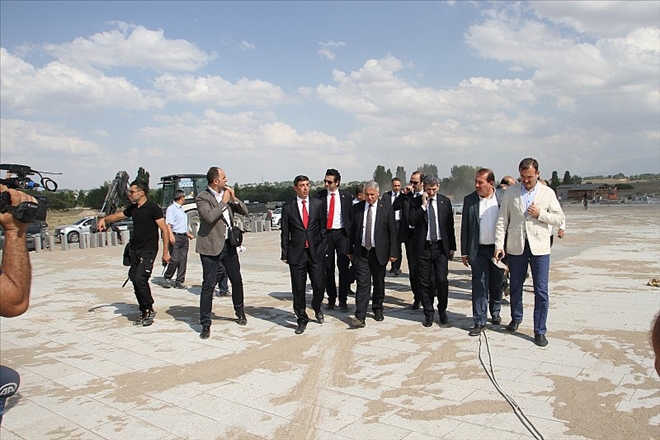 İÇİŞLERİ BAKAN YARDIMCISI İNCE MALAZGİRT´TE İNCELEMELERDE BULUNDU