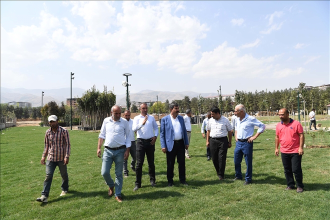 GÖLETLİ PARK´TA YEŞİLLENDİRME ÇALIŞMASI YAPILIYOR