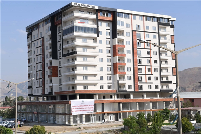 3 İŞYERİ, 1 KAFETERYA VE 4 KONUT PERŞEMBE GÜNÜ SATIŞA ÇIKARILIYOR