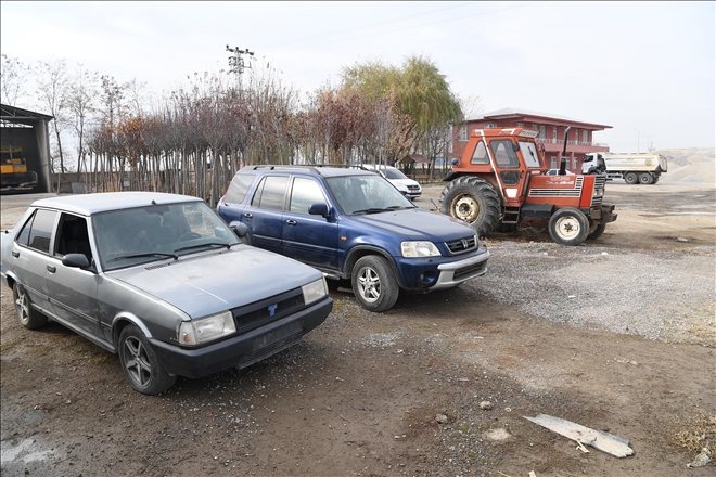 ESKİ ARAÇLAR SATIŞA ÇIKARILIYOR