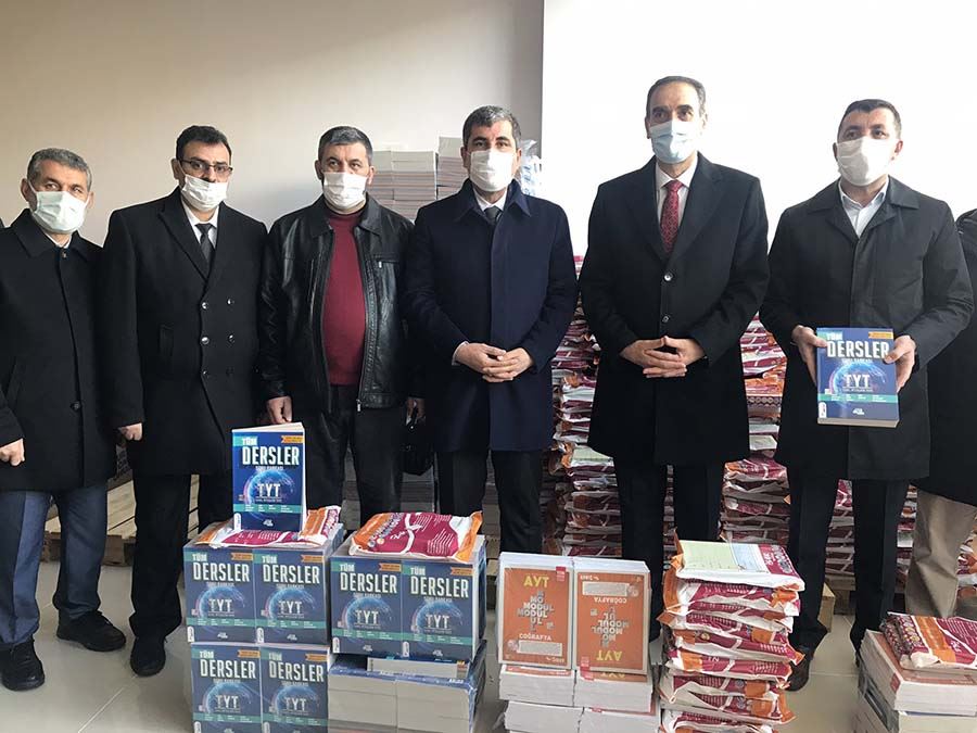 ÖNDER’DEN ÖĞRENCİLERE ÜCRETSİZ KİTAP DESTEĞİ
