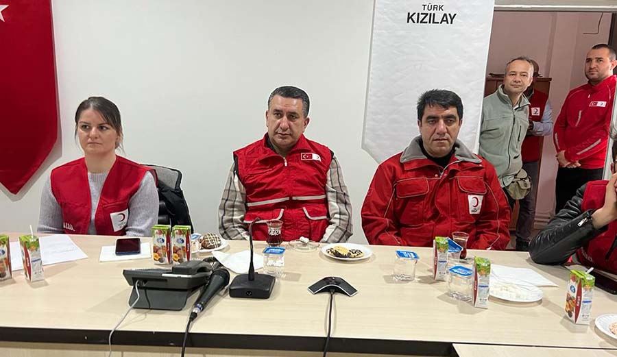 KIZILAY’DAN OKUL, KAMU KURUMLARI VE GÖNÜLLÜLERE AFET EĞİTİMİ