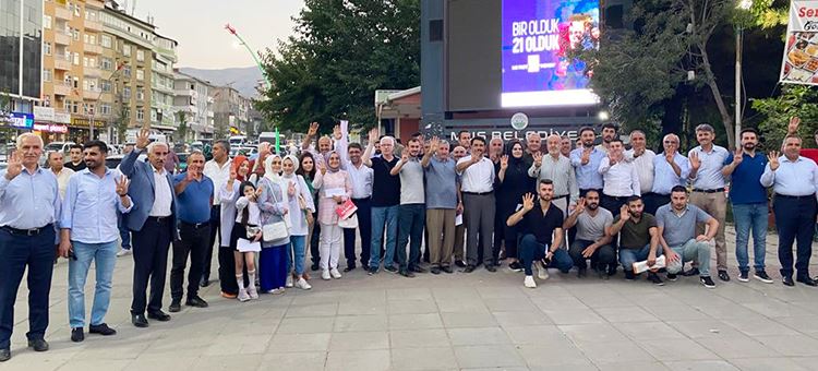 AVCI, CUMHURBAŞKANI ERDOĞAN’IN MEKTUBUNU DAĞITTI