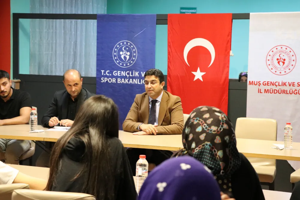 TAŞDEMİR, ÖĞRENCİLERİN TALEPLERİNİ DİNLEDİ