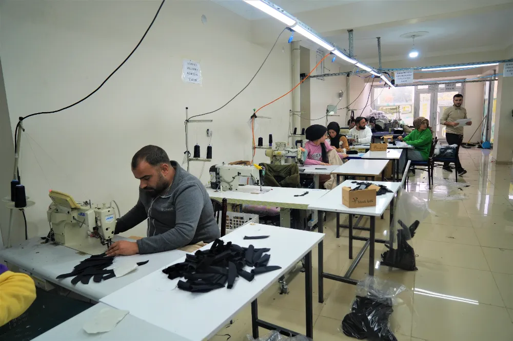 EVDE BAŞLAYAN GİRİŞİMCİLİK HİKÂYESİ FABRİKAYA DÖNÜŞTÜ