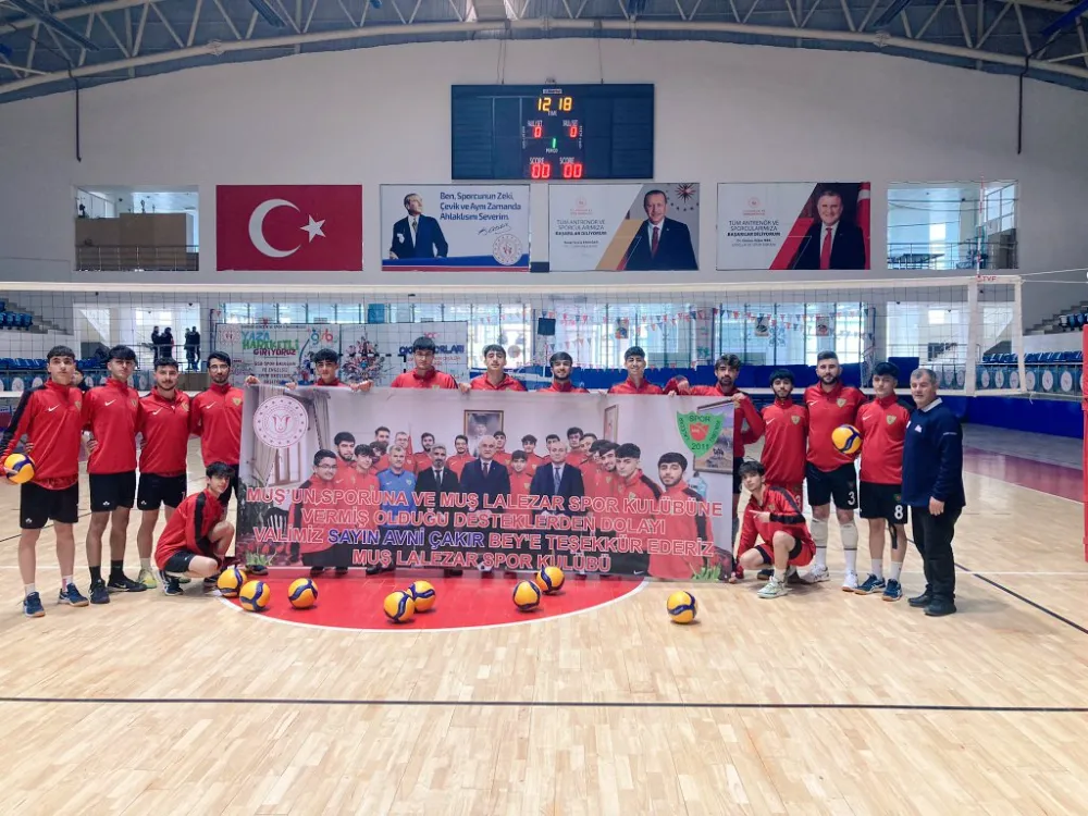 LALEZARSPOR’DAN VALİ ÇAKIR’A PANKARTLI TEŞEKKÜR
