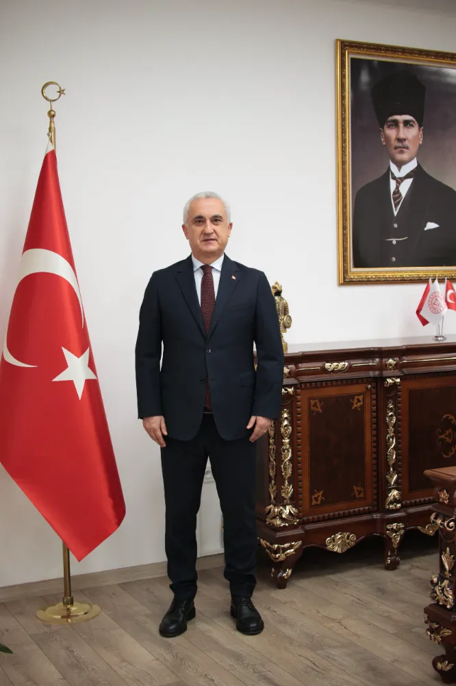 VALİ ÇAKIR’DAN İSTİKLAL MARŞI’NIN KABULÜ MESAJI