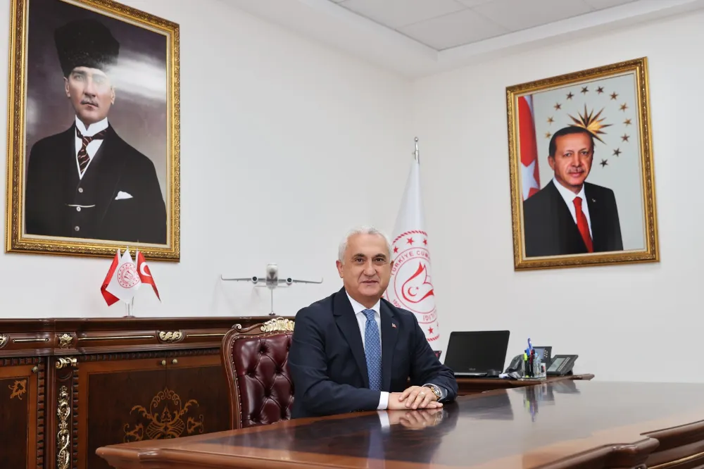 VALİ ÇAKIR, “SAĞLIK ÇALIŞANLARIMIZIN HAKKINI ÖDEYEMEYİZ”