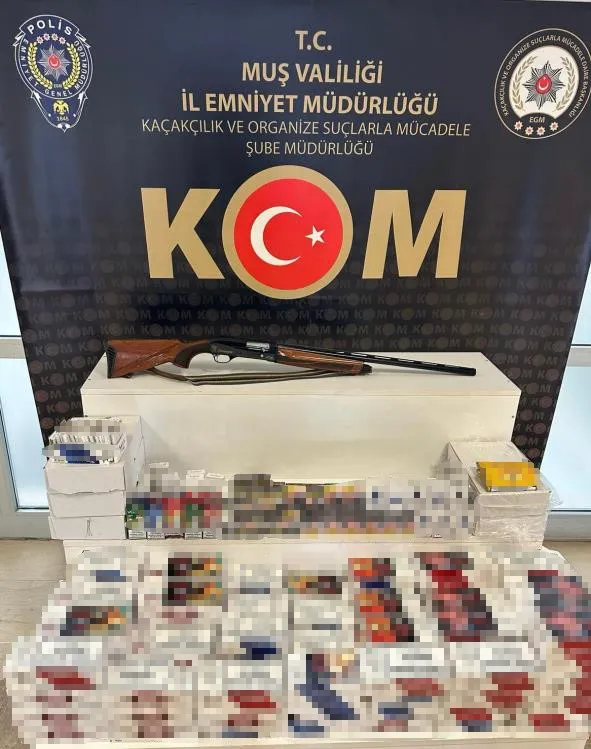 KAÇAKÇILIK OPERASYONUNDA 3 KİŞİ GÖZALTINA ALINDI