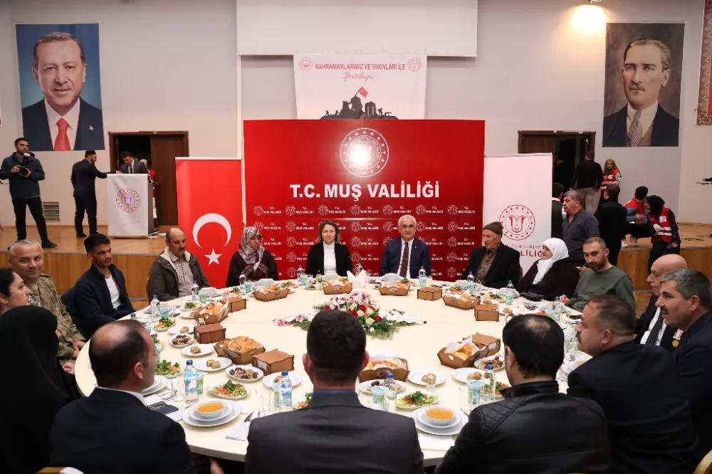 ŞEHİT YAKINLARI VE GAZİLER ONURUNA İFTAR PROGRAMI DÜZENLENDİ