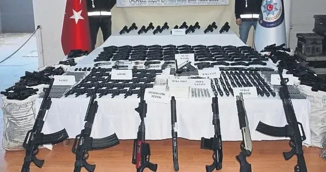 SİLAH KAÇAKÇILARINA MERCEK-14 OPERASYONU