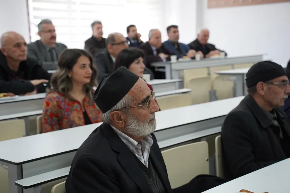 AZİMLERİYLE 60 YAŞINDA ÜNİVERSİTELİ OLDULAR