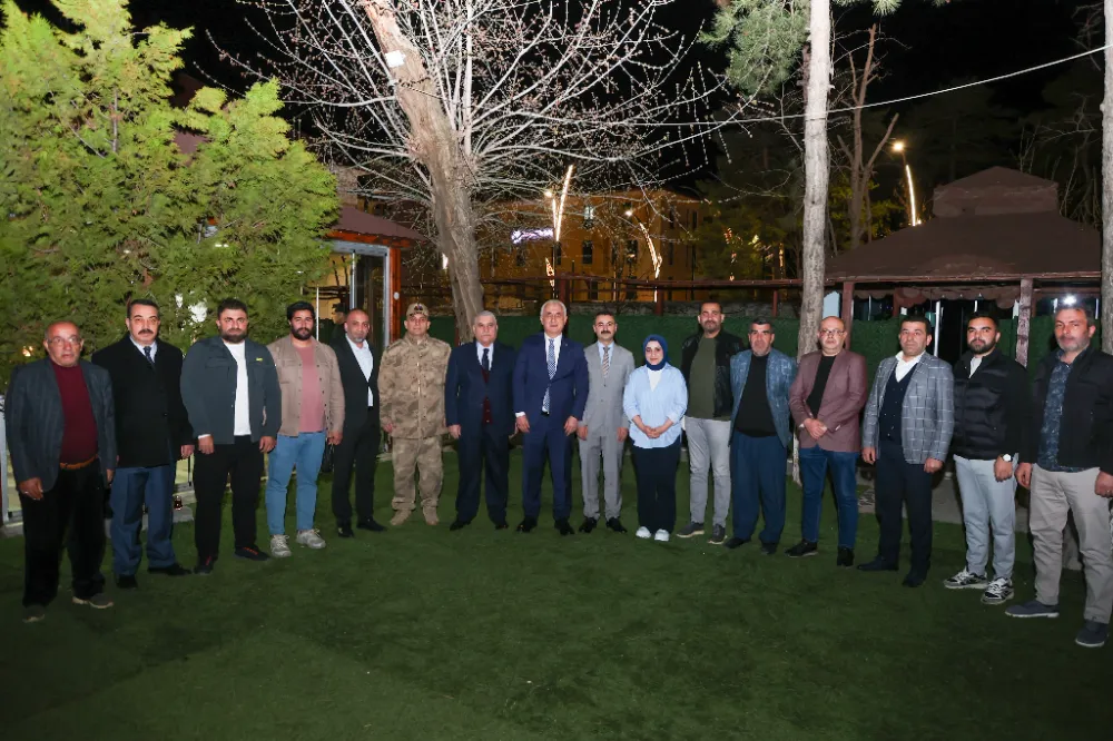 VALİ ÇAKIR, BASIN MENSUPLARI İLE İFTAR YEMEĞİNDE BULUŞTU