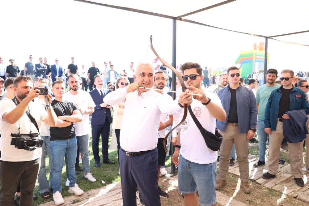 OKÇULUK SPORUNA BÜYÜK İLGİ