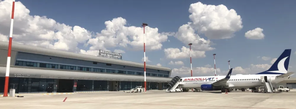 MUŞ SULTAN ALPARSLAN HAVALİMANI’NDA YOLCU VE YÜK TRAFİĞİ ARTIYOR
