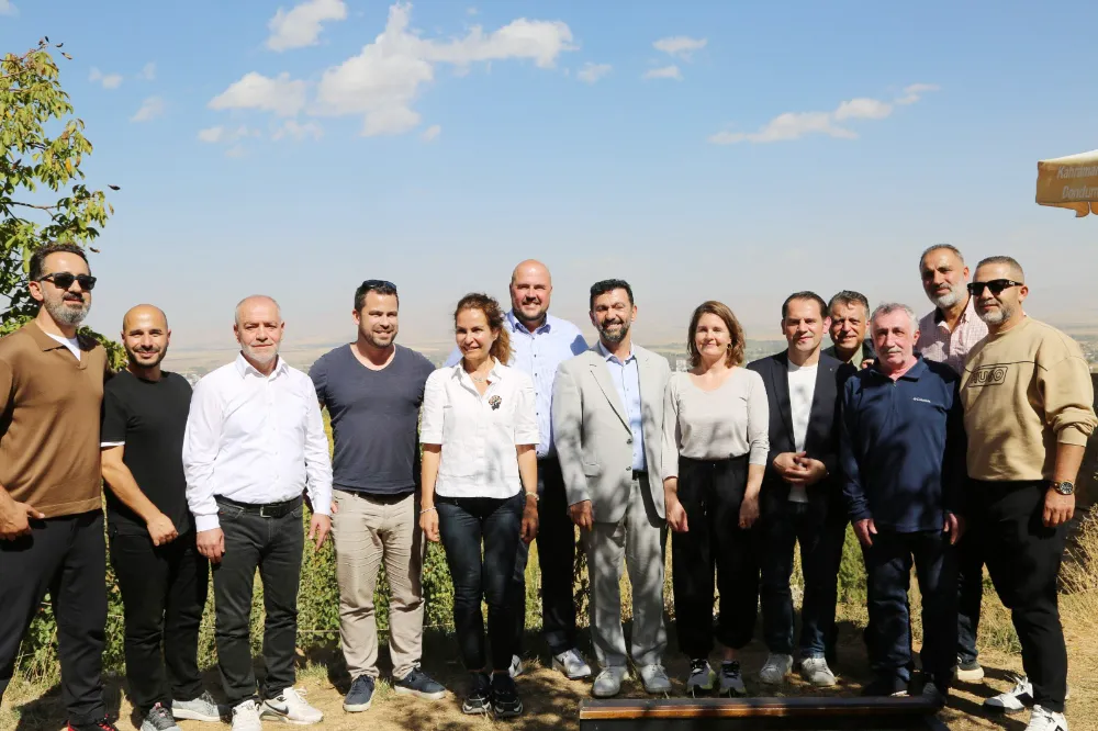 BERLİN’DEN MUŞ’A UZANAN DOSTLUK KÖPRÜSÜ