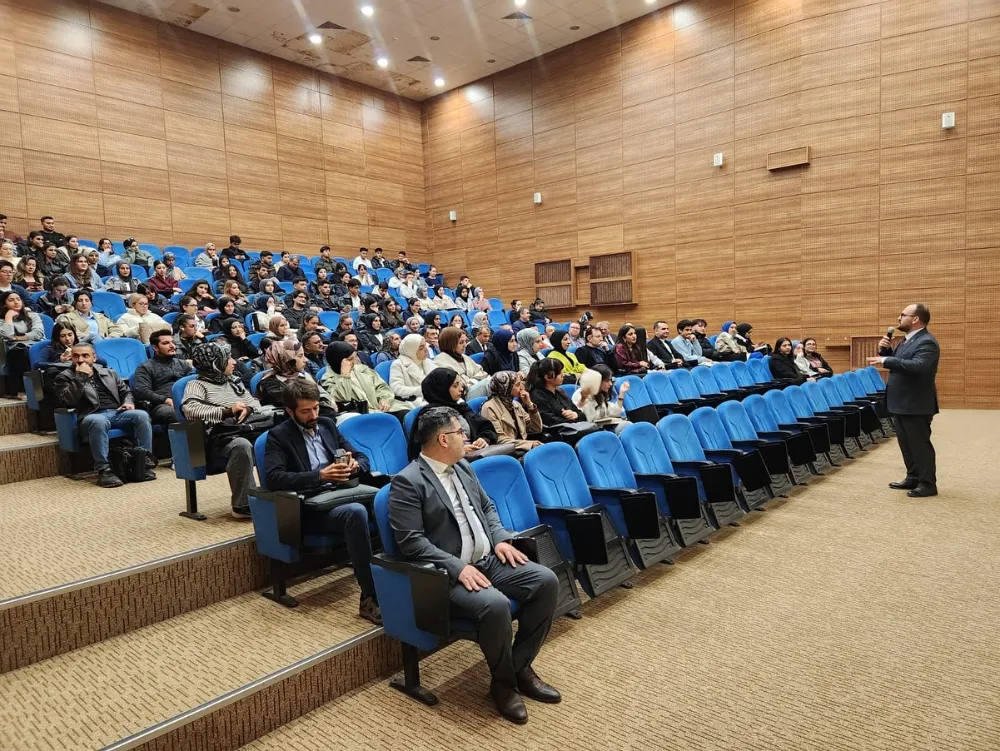 REKTÖR ALİCAN, SİİRT’TE MALAZGİRT ZAFERİ’NİN ÖNEMİNİ PAYLAŞTI