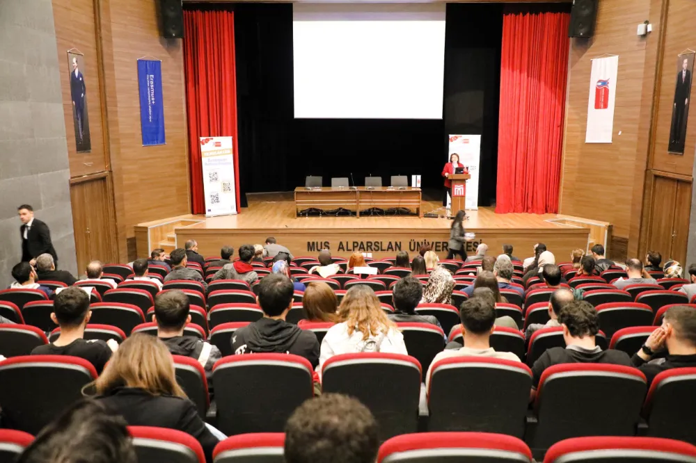 ERASMUS+ MERKEZİ PROJELER MUŞ ALPARSLAN ÜNİVERSİTESİ’NDE TANITILDI