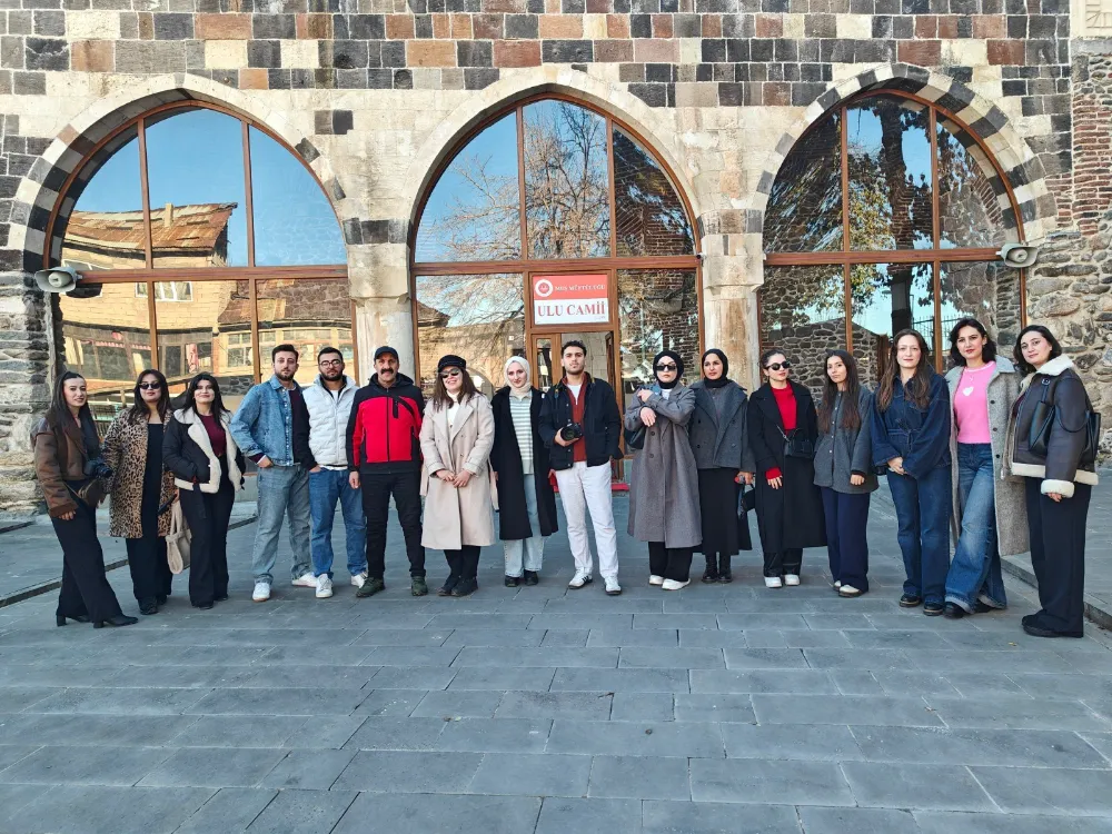 FOTOĞRAFÇILIK KURSİYERLERİ TARİHİ VE KÜLTÜREL MEKÂNLARINI FOTOĞRAFLADI