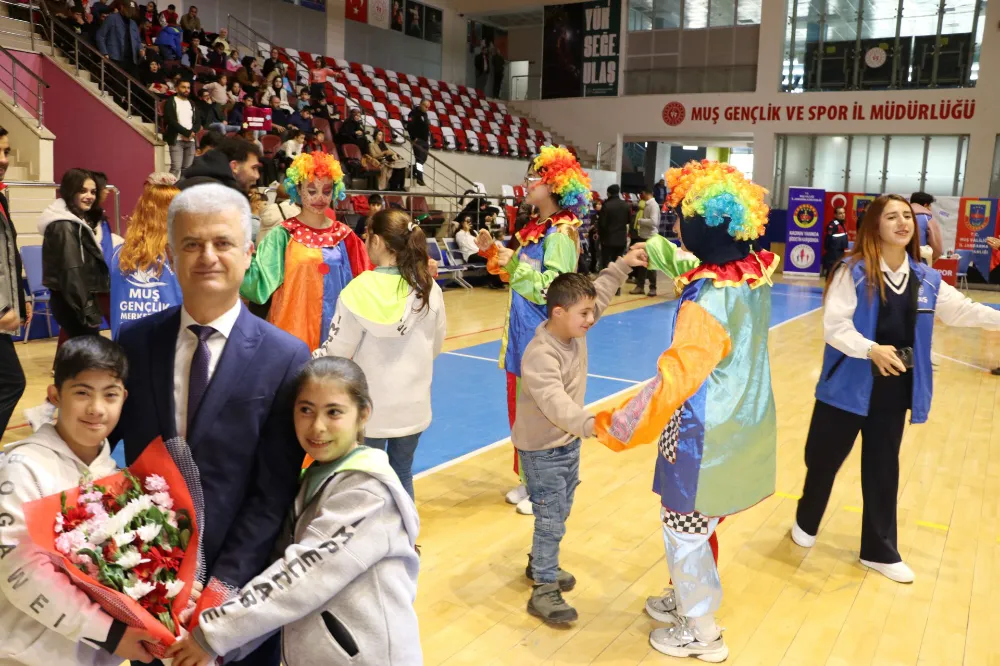 ENGELLİLERE YÖNELİK SPORTİF VE SANATSAL ETKİNLİKLER DÜZENLENDİ