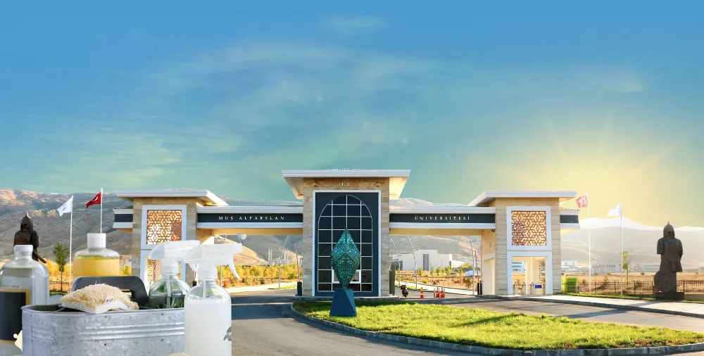 ÜNİVERSİTEDE DOĞAL ÜRÜNLERDEN TEMİZLİK ÜRÜNÜ ÜRETİMİ TAMAMLANDI