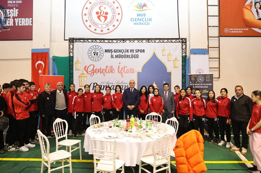 SPOR CAMİASI İFTARDA BULUŞTU