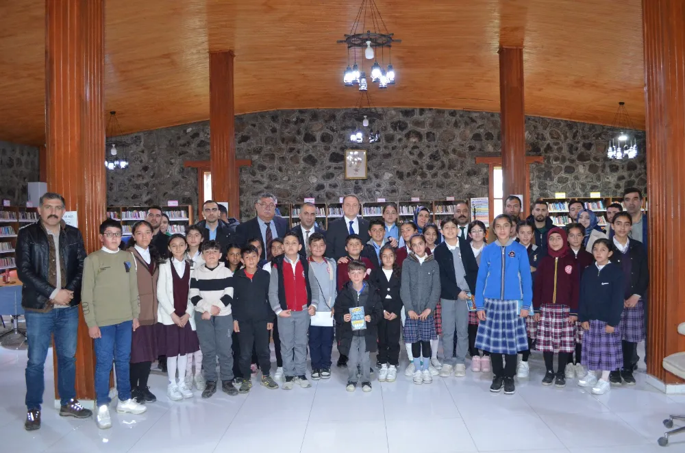 KAYMAKAM KOŞANSU: “KÜTÜPHANELER ÜRETEN NESİLLERİN YUVASIDIR”