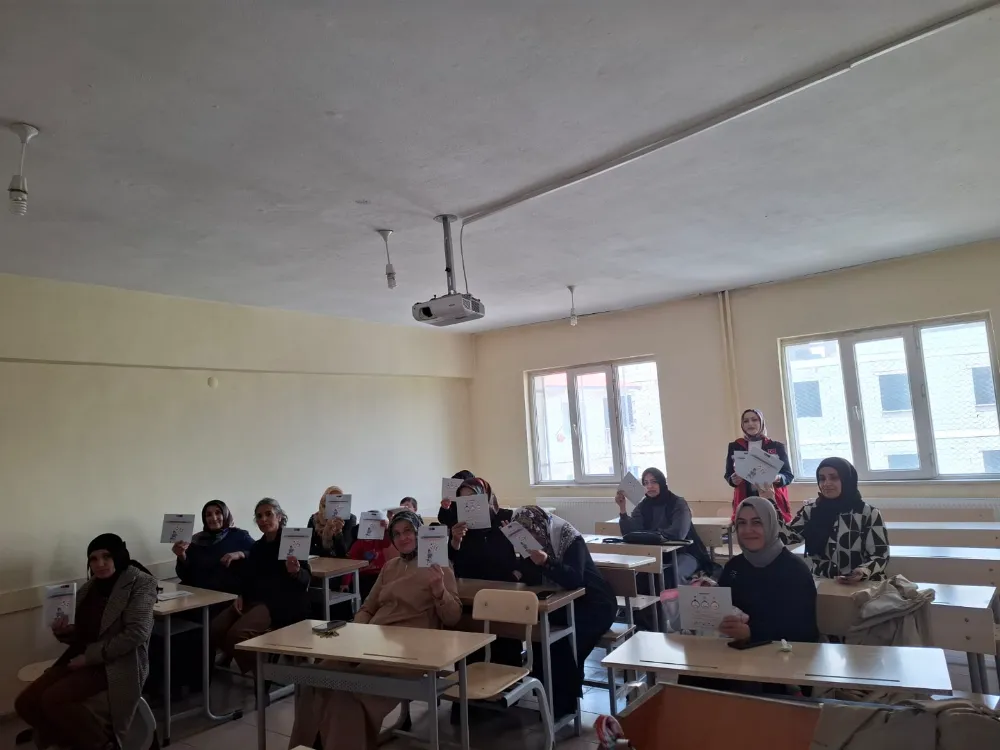 MALAZGİRT’TE AİLE YILI KAPSAMINDA FARKINDALIK SEMİNERİ