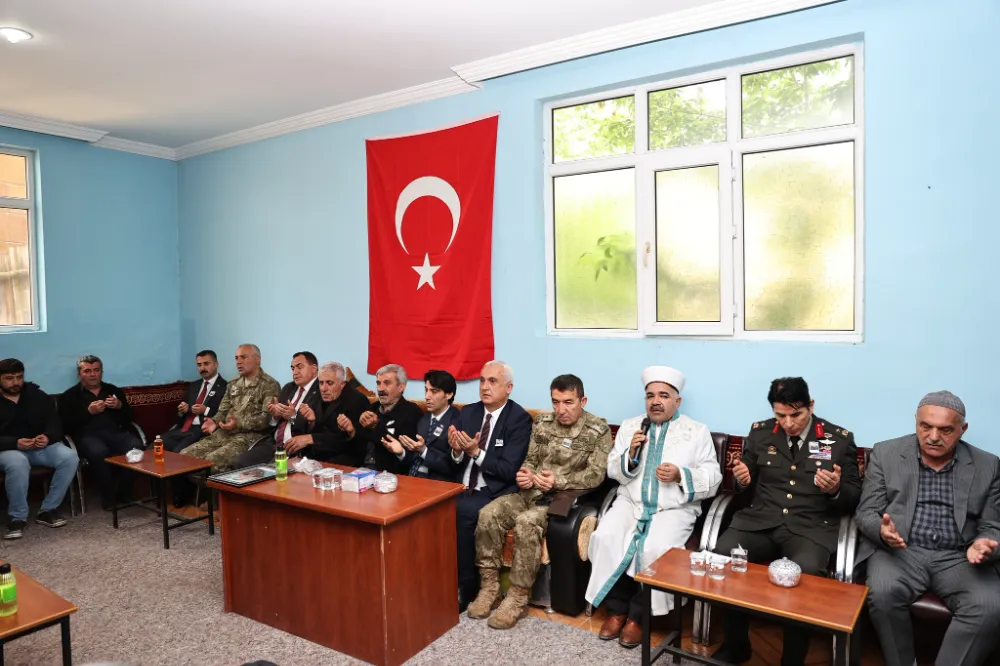 VALİ ÇAKIR’DAN ŞEHİT KARADAĞ’IN AİLESİNE BAŞSAĞLIĞI ZİYARETİ