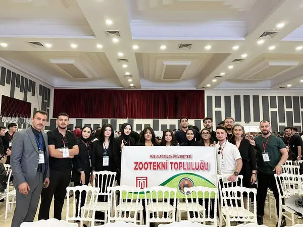 MAUN ÖĞRENCİLERİ ZOOTEKNİ KONGRESİ’NDE GÖZ DOLDURDU