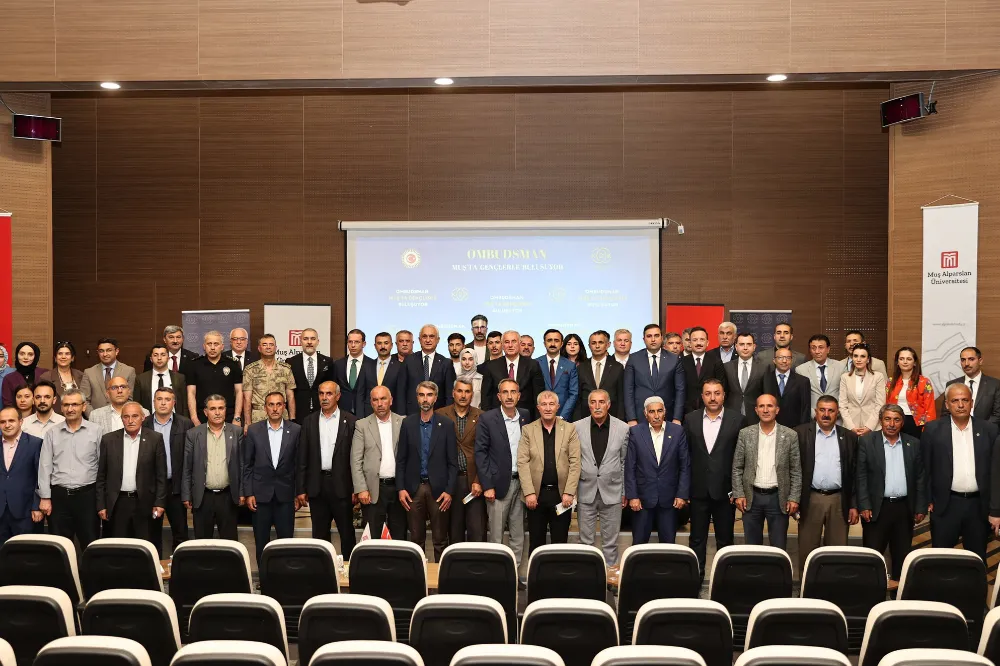 KAMU BAŞDENETÇİSİ AKARCA, MUŞ’TA GENÇLERLE GELECEĞİ KONUŞTU