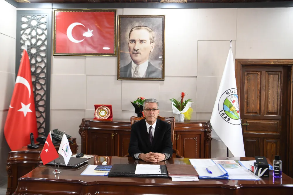 MUŞ BELEDİYESİ TEMİZLİK ETKİNLİĞİNE TÜM HALKI DAVET ETTİ