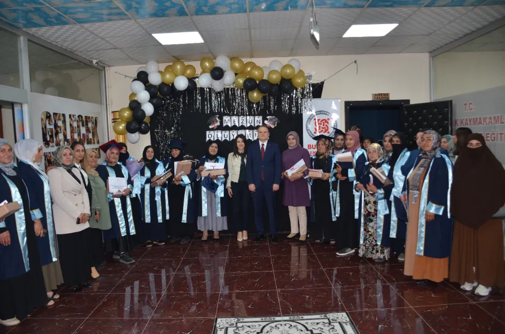 OKUMA YAZMA HAYALİ KURAN KADINLAR, YILLAR SONRA HAYALLERİNE KAVUŞTU