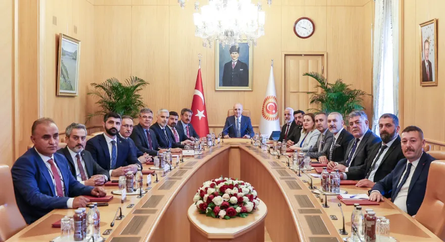 BAROLARDAN BARIŞ SÜRECİ İÇİN SİYASİ PARTİLERE ZİYARET