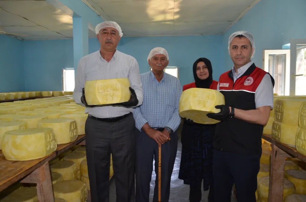 GİRİŞİMCİ KARDEŞLERİN MUŞ ESKİ KAŞARI TÜRKİYE’NİN DÖRT YANINA ULAŞIYOR