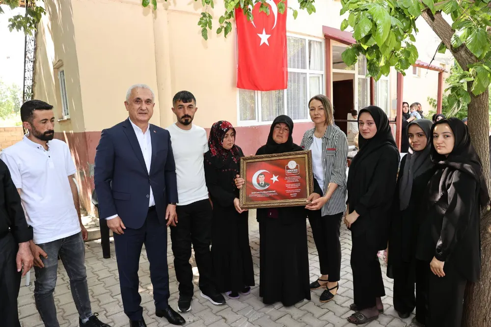 MUŞ’TA BAYRAMLAŞMA VE ŞEHİT AİLELERİNE ÖZEL ZİYARET