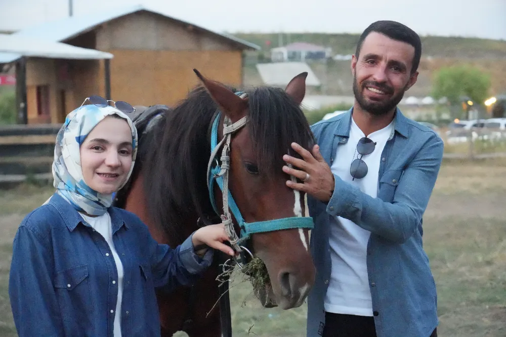 MUŞ’TA GELENEKSEL ATLI SPORLARA İLGİ ARTIYOR