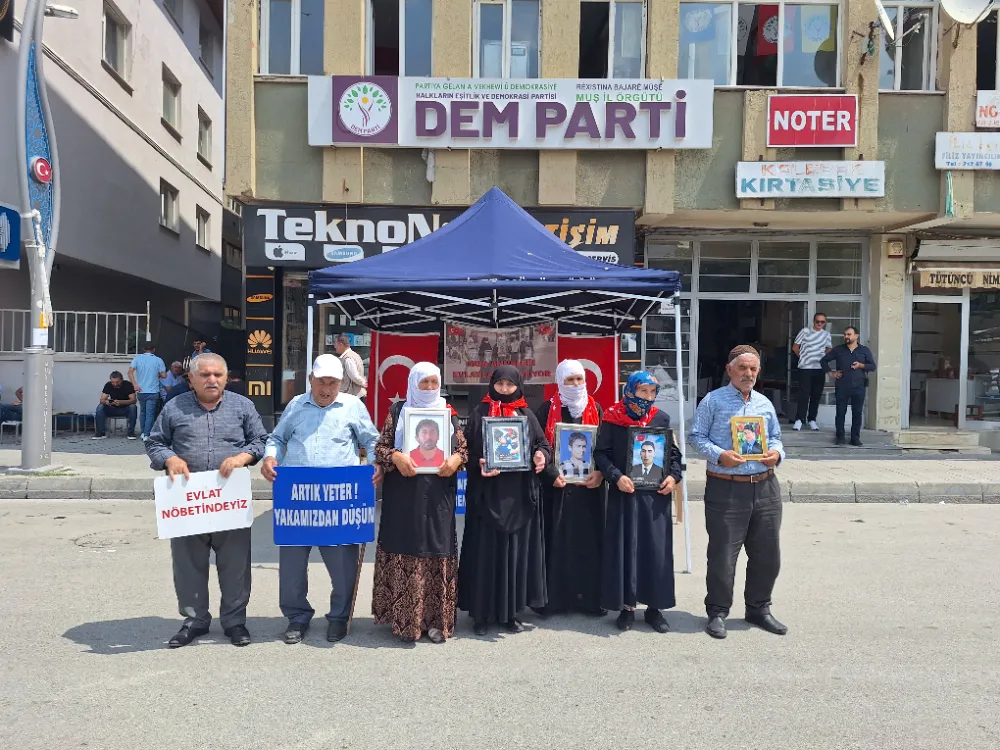 AİLELERDEN ORTAK MESAJ: TERÖR BİTSİN, EVLATLARIMIZ GERİ DÖNSÜN