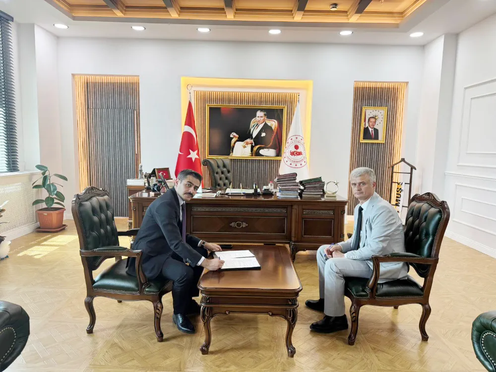 VARTO’DA 200 KİŞİLİK YURT İÇİN İMZALAR ATILDI