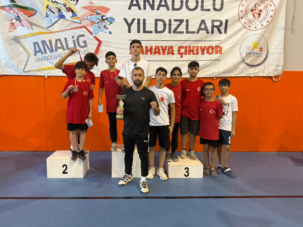 KARATECİLERİMİZ TÜRKİYE FİNALLERİNDEN MADALYALARLA DÖNDÜ