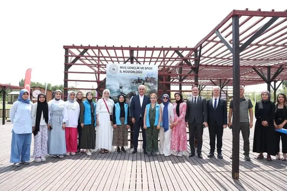 VALİ ÇAKIR, “MALAZGİRT RUHUNU DA ÇANAKKALE RUHU GİBİ BİLMELİYİZ”