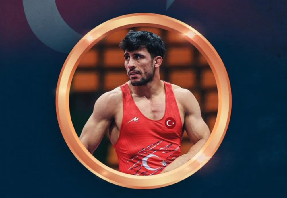 MUŞLU MİLLİ GÜREŞÇİ AHMET YILMAZ DÜNYA 3’ÜNCÜSÜ OLDU
