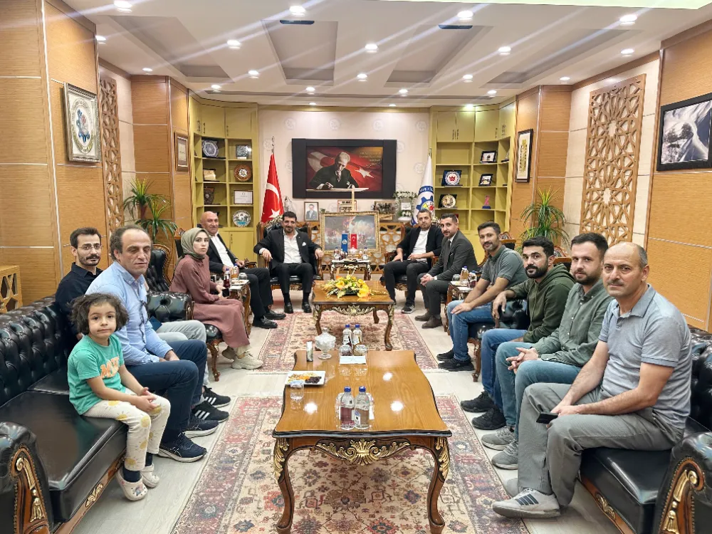 BAŞKAN KOÇ’TAN EĞİTİME DESTEK