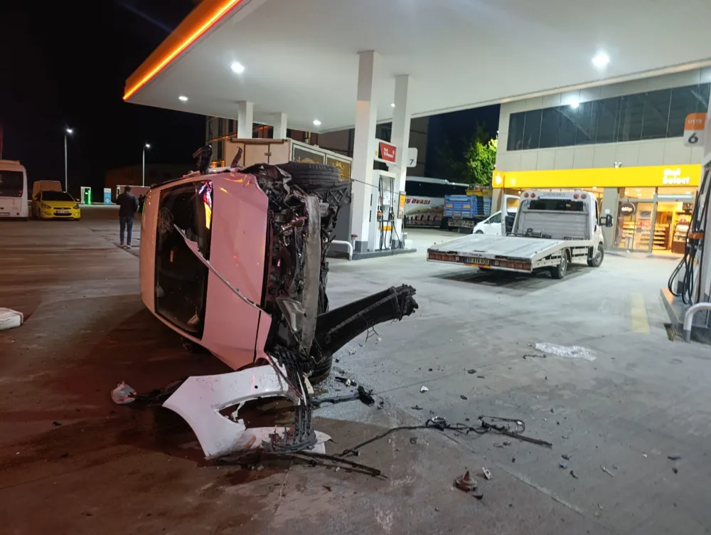 MUŞ-BİTLİS YOLUNDA PEŞ PEŞE KAZALAR: 1 ÖLÜ, 3 YARALI