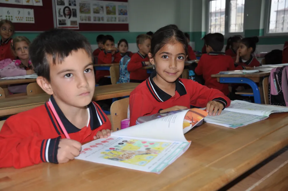 MUŞ’TA MUHTEMEL EĞİTİM SÜRESİ 14,6 YILA GERİLEDİ