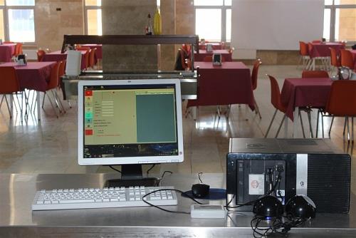 ÜNİVERSİTEDE YEMEK SİSTEMİ DEĞİŞİYOR