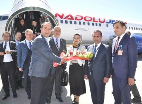 MÜSTEŞAR AKA´DAN MUŞ HAVAALANI AÇIKLAMASI