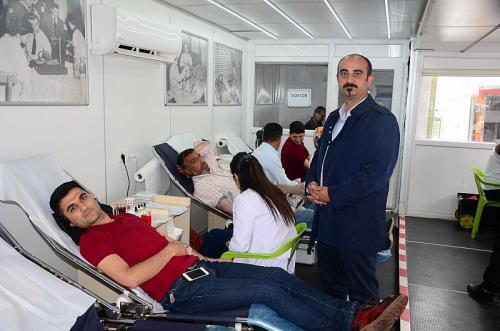 KIZILAY, RAMAZAN AYINDA KAN ÇADIRI KURUYOR