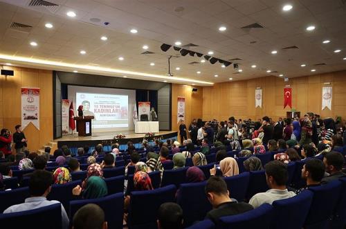 BAKAN KAYA, SEMPOZYUMA KATILDI