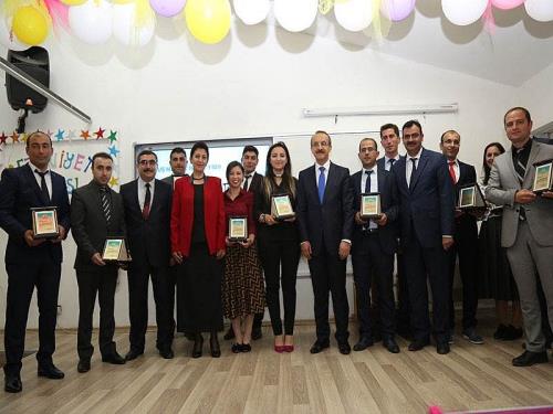 İMAM HATİP ORTAOKULU VE MERKEZ KIZ YBO MEZUNİYET TÖRENİ